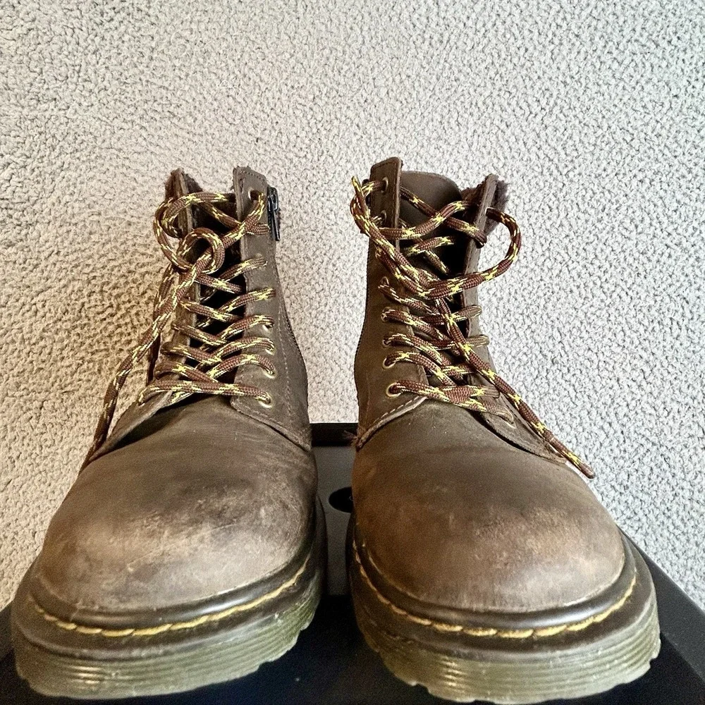Dr. Martens 1460 J Boots Youth Kids Size 3 Brown Boots w/ Zipper